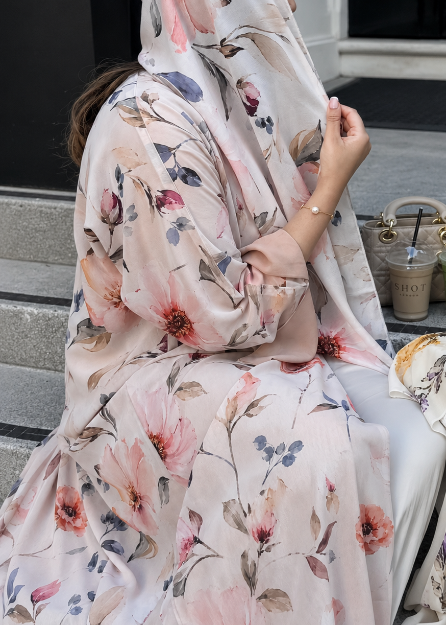ELARA | Floral peach
